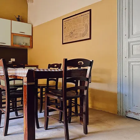 Palazzo Gambuzza Aparthotel Ispica Habitación foto