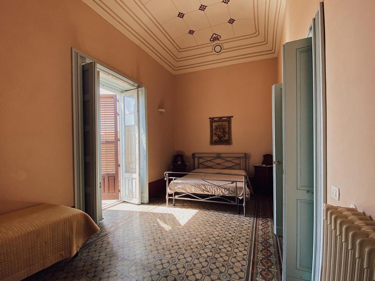 Palazzo Gambuzza 3*