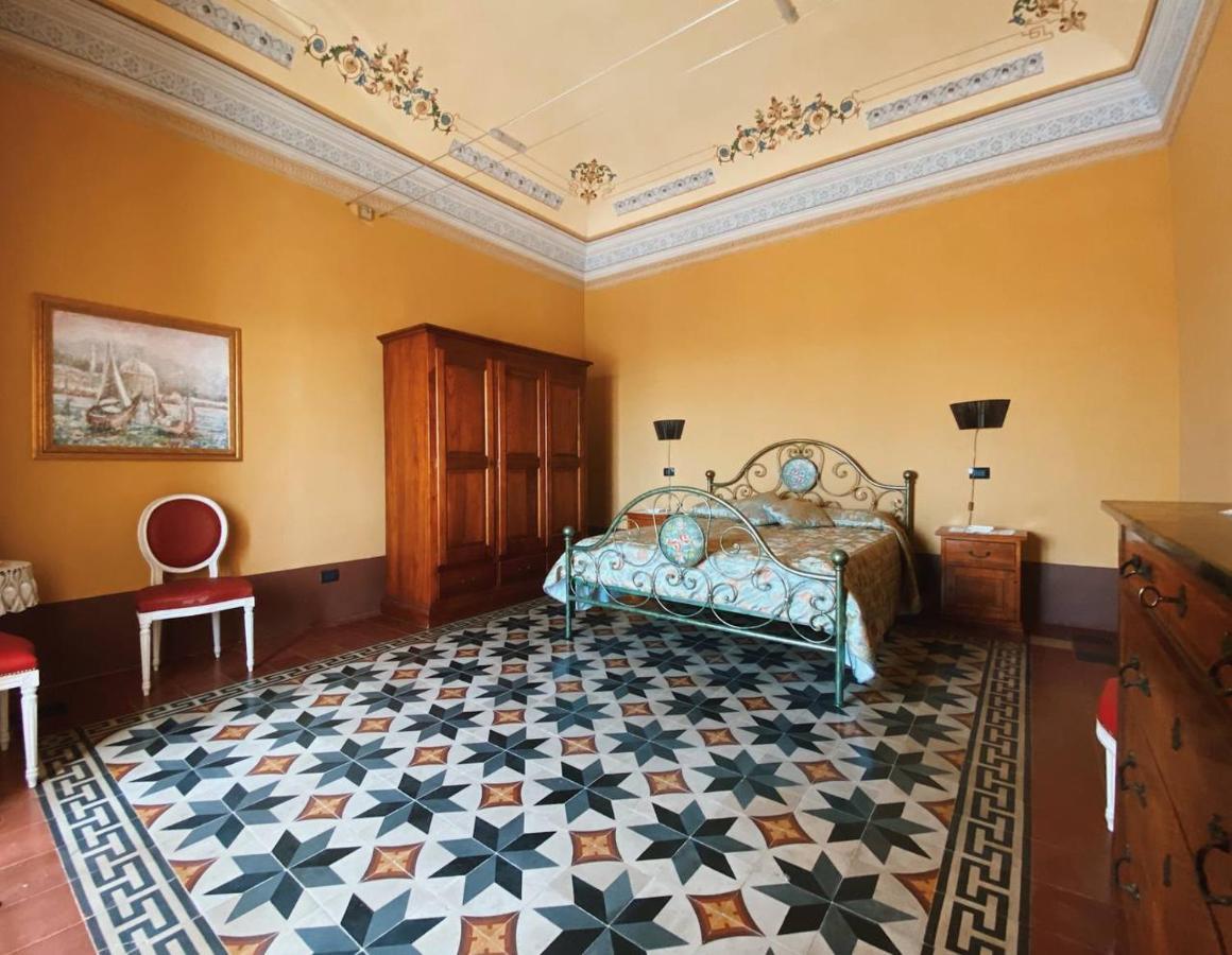 Palazzo Gambuzza Aparthotel 3*