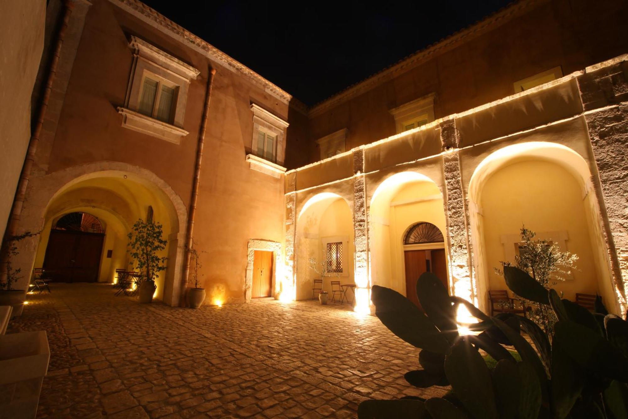 Aparthotel Palazzo Gambuzza